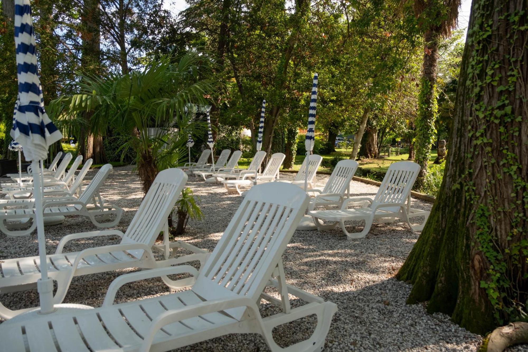 Hotel Vela D'Oro Dependence Bardolino Bagian luar foto